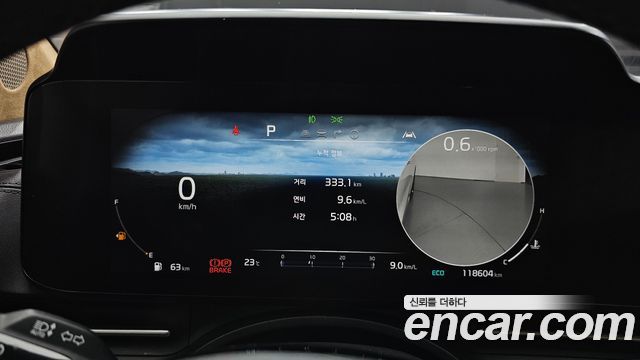 Kia Canival 2023 — photo 11