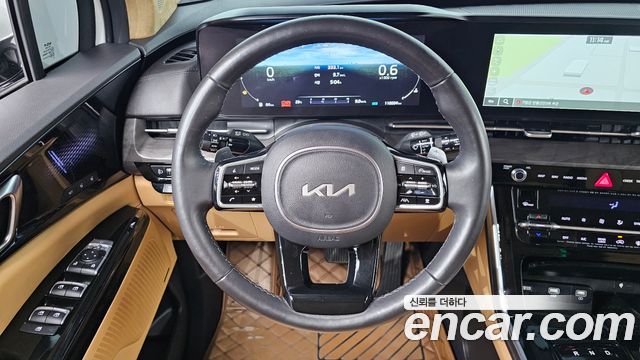 Kia Canival 2023 — photo 19