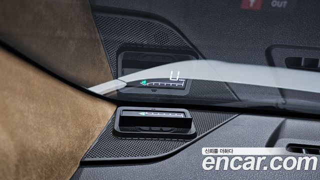 Kia Canival 2023 — photo 23