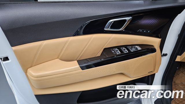Kia Canival 2023 — photo 14