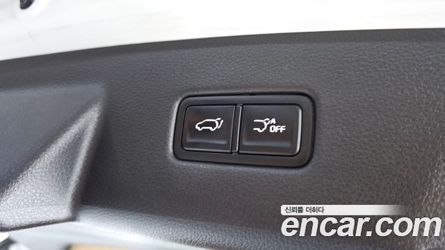 Kia Canival 2023 — photo 35