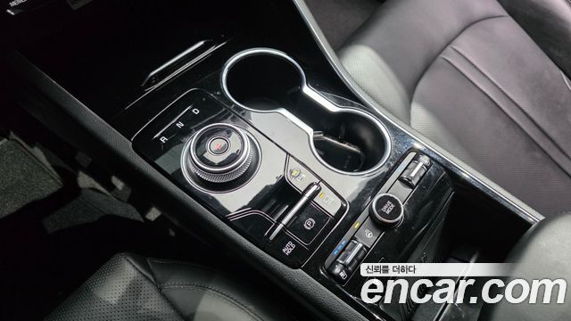 Kia K5 2023 — photo 9
