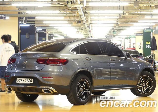 Mercedes-Benz GLC-Class 2023 — photo 2