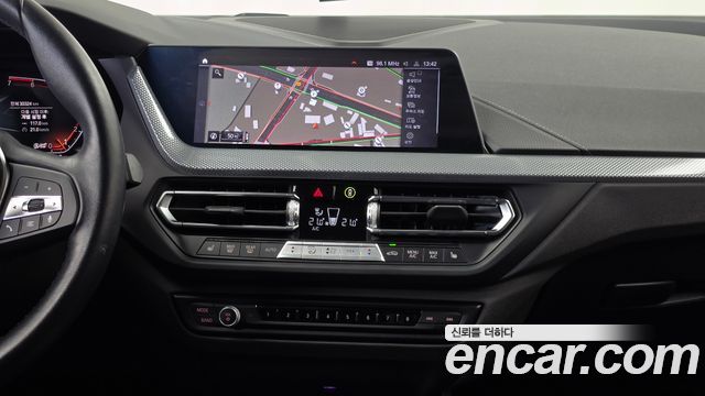BMW 2-Series 2023 — photo 20