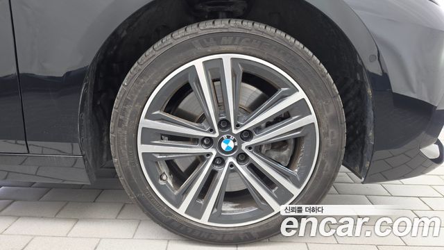 BMW 2-Series 2023 — photo 7