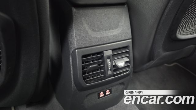 BMW 2-Series 2023 — photo 31