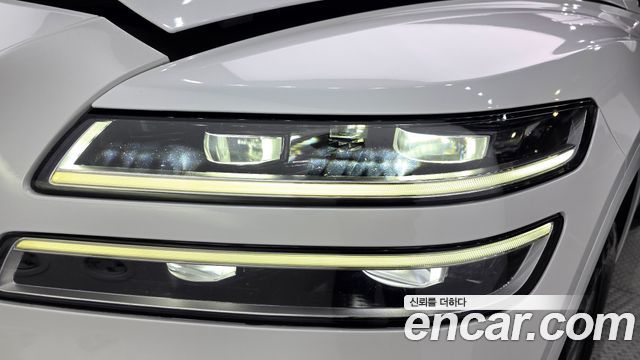 Genesis GV80 2021 — photo 8