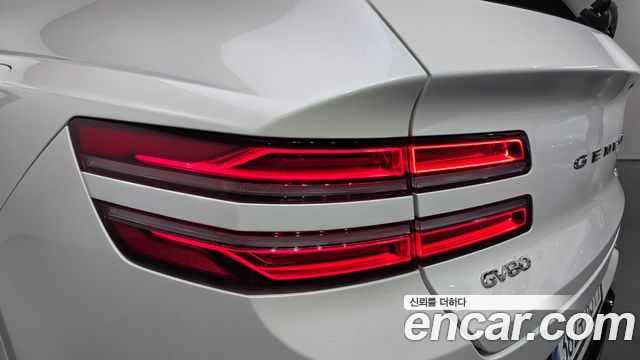 Genesis GV80 2021 — photo 9