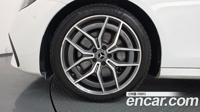 Mercedes-Benz E-Class 2021 — photo 5