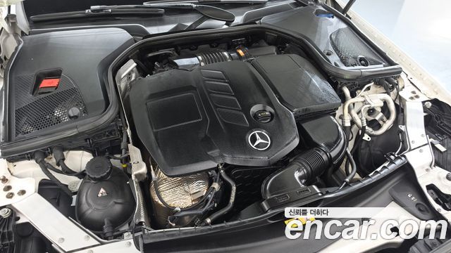 Mercedes-Benz E-Class 2021 — photo 6