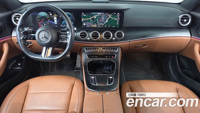 Mercedes-Benz E-Class 2021 — photo 10