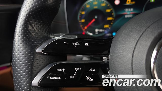 Mercedes-Benz E-Class 2021 — photo 22