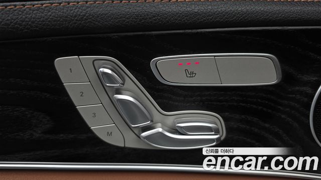 Mercedes-Benz E-Class 2021 — photo 27
