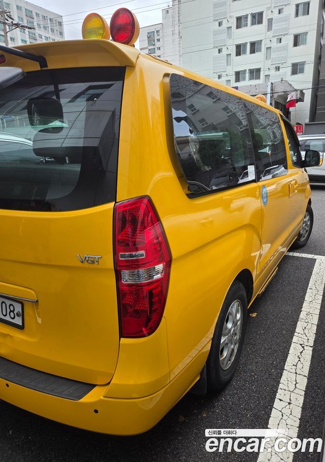 Hyundai Starex 2014 — photo 3