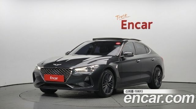 Genesis G70 2018 — photo 1