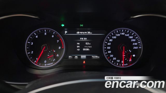 Genesis G70 2018 — photo 11