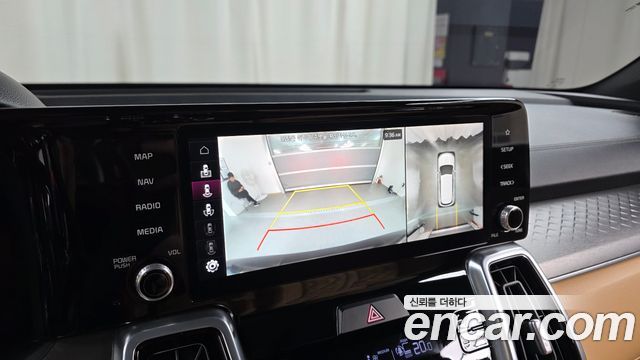 Kia Sorento 2022 — photo 16