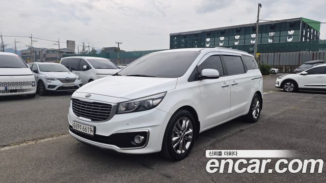 Kia Canival 2016 — photo 1