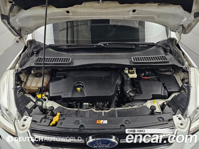 Ford Kuga 2016 — photo 6