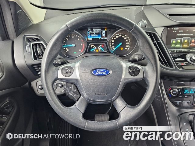 Ford Kuga 2016 — photo 13