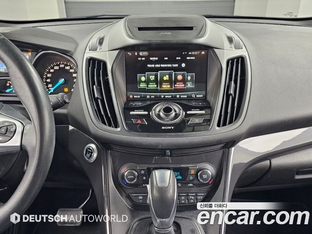 Ford Kuga 2016 — photo 14