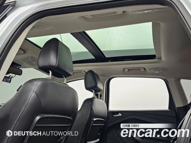 Ford Kuga 2016 — photo 18