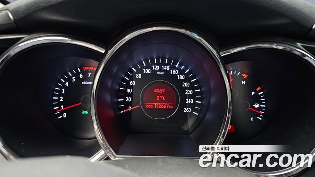 Kia K5 2013 — photo 8