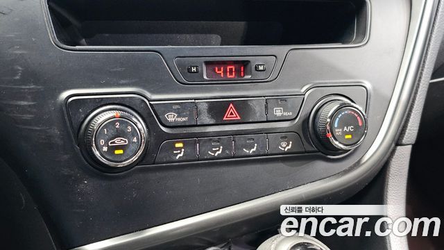 Kia K5 2013 — photo 16