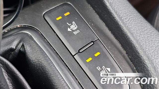 Kia K5 2013 — photo 17