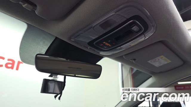 Hyundai AVANTE 2021 — photo 17
