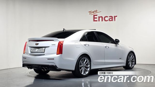 Cadillac ATS-V 2017 — photo 2