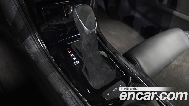Cadillac ATS-V 2017 — photo 12