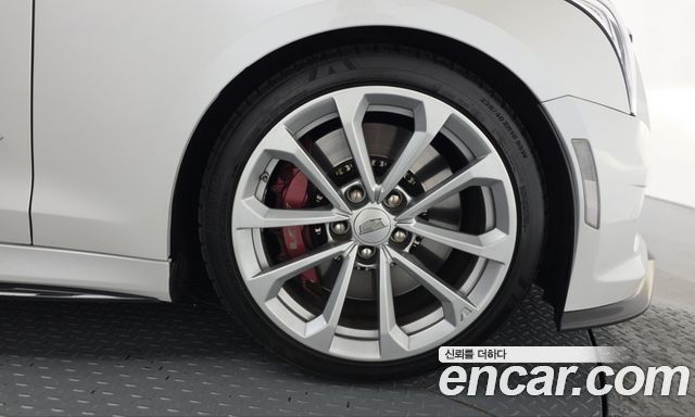 Cadillac ATS-V 2017 — photo 7