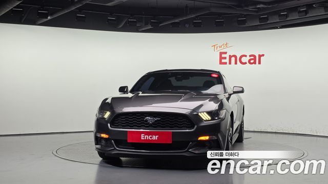 Ford Mustang 2017 — photo 3