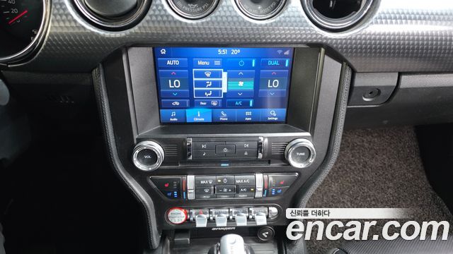 Ford Mustang 2017 — photo 14