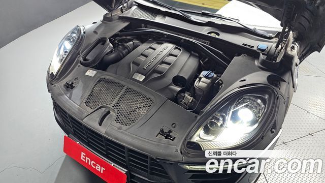 Porsche Macan 2016 — photo 6