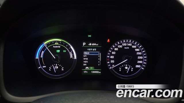 Hyundai Sonata 2018 — photo 11