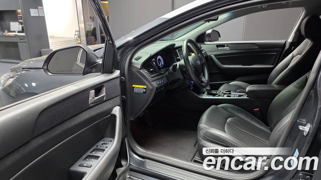 Hyundai Sonata 2018 — photo 13