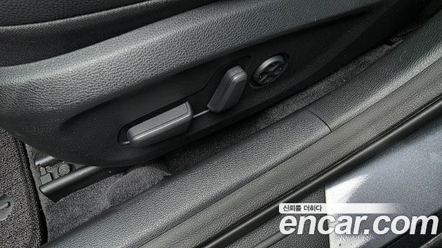 Hyundai Sonata 2018 — photo 25