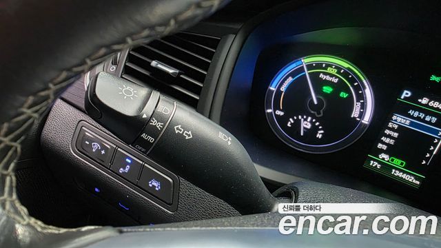 Hyundai Sonata 2018 — photo 26