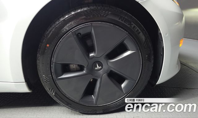 Tesla Model 3 2021 — photo 7
