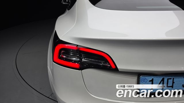 Tesla Model 3 2021 — photo 9