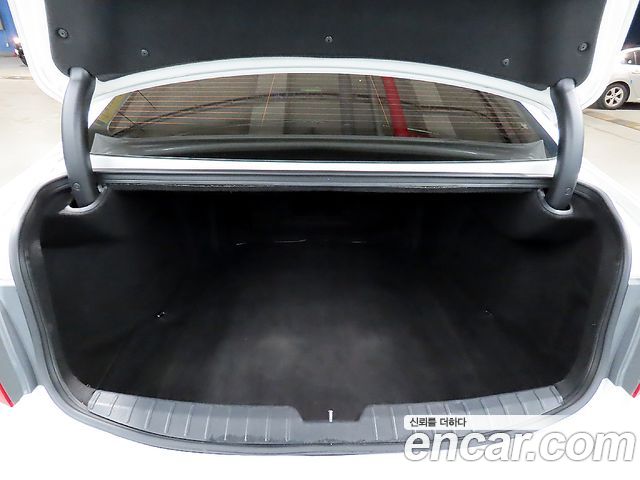Hyundai Grandeur 2017 — photo 16