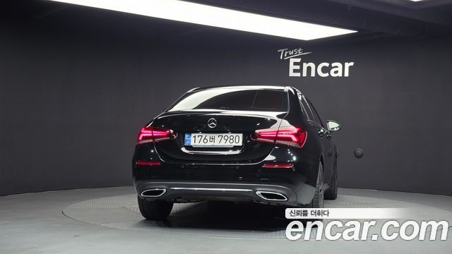 Mercedes-Benz A-Class 2021 — photo 4