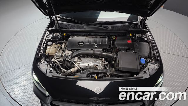 Mercedes-Benz A-Class 2021 — photo 6
