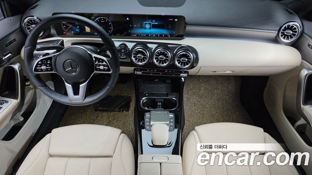 Mercedes-Benz A-Class 2021 — photo 7