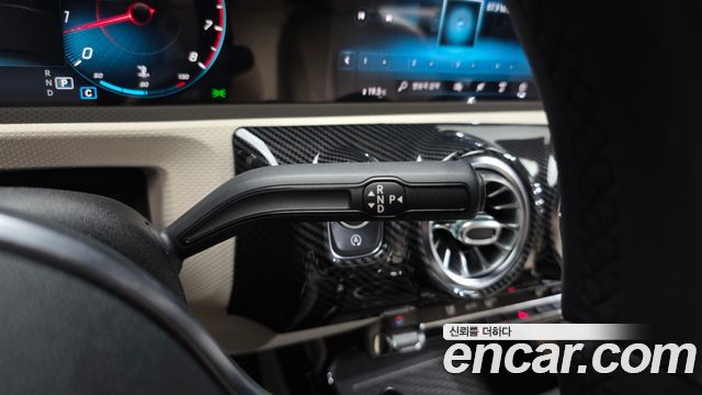 Mercedes-Benz A-Class 2021 — photo 9