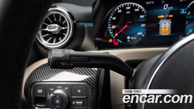 Mercedes-Benz A-Class 2021 — photo 18