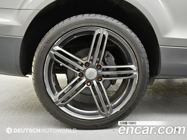 Audi Q7 2011 — photo 5