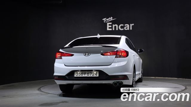 Hyundai AVANTE 2019 — photo 4
